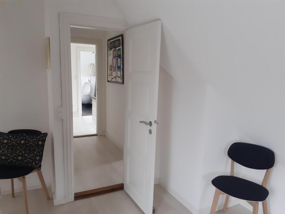 Ezzo Guest House ナクスコウ エクステリア 写真