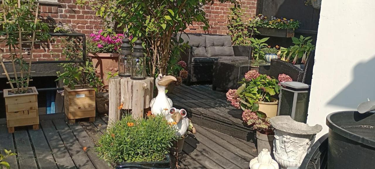 Ezzo Guest House ナクスコウ エクステリア 写真